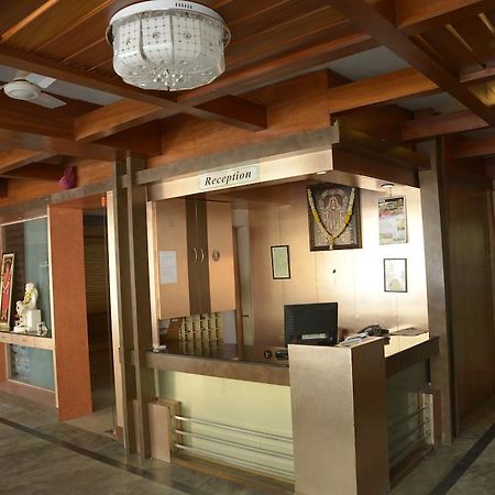 Hotel Sri Sai Krupa Hyderabad Esterno foto