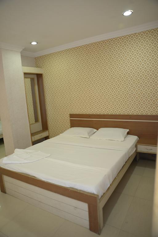 Hotel Sri Sai Krupa Hyderabad Camera foto