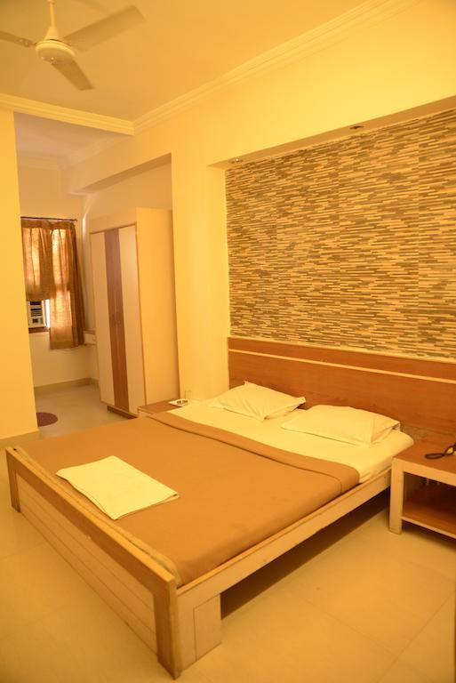Hotel Sri Sai Krupa Hyderabad Camera foto