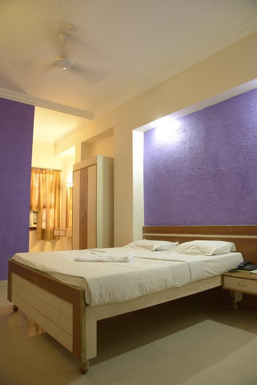 Hotel Sri Sai Krupa Hyderabad Esterno foto